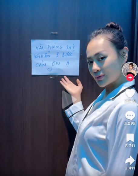 Sao Việt nhà giàu nuôi con: Phương Oanh khử trùng 3 bước khi vào phòng, Đàm Thu Trang xây hẳn rạp chiếu phim cho con-2