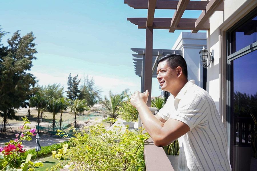 Nam MC điển trai rút khỏi showbiz sống lặng lẽ bên vợ doanh nhân hơn tuổi giờ ra sao?-5