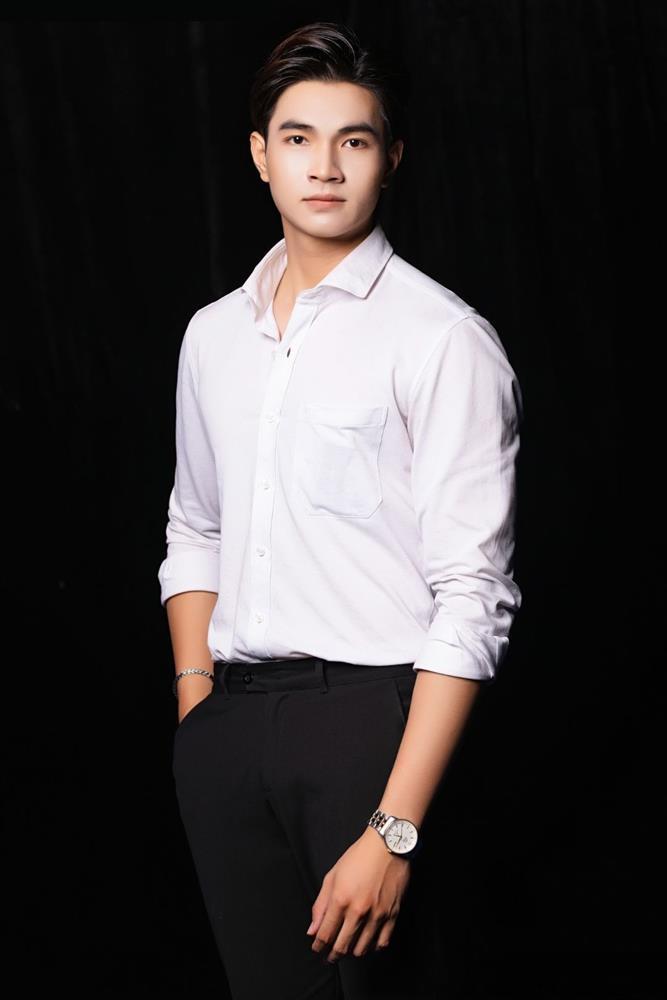 Quá đẹp trai, nam sinh 20 tuổi cao 1,89m được ví là chàng rể quốc dân-1