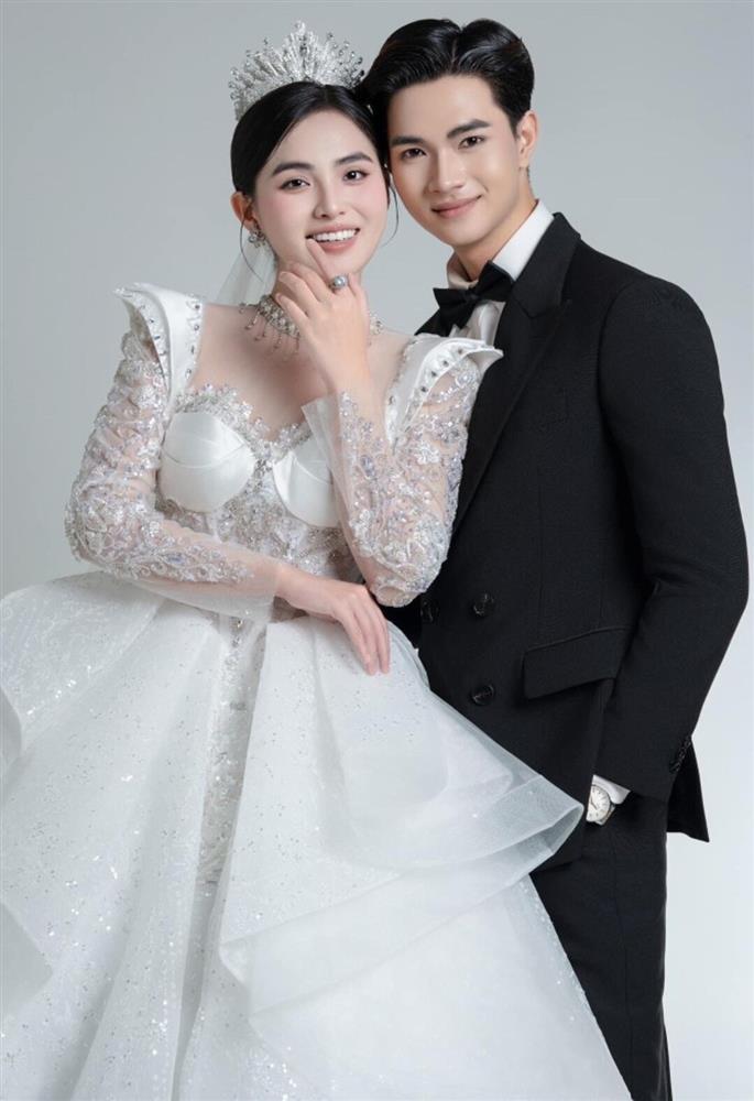 Quá đẹp trai, nam sinh 20 tuổi cao 1,89m được ví là chàng rể quốc dân-6