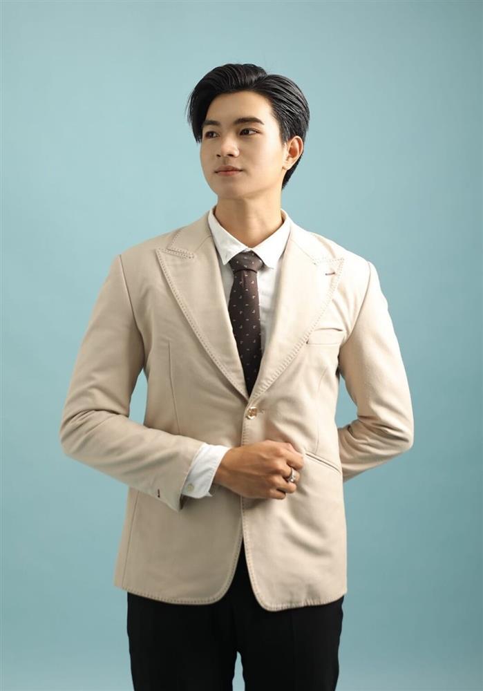 Quá đẹp trai, nam sinh 20 tuổi cao 1,89m được ví là chàng rể quốc dân-8