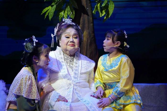 Nữ nghệ sĩ cải lương bị ép lấy chồng hơn 32 tuổi, U80 là ngôi sao phim ngàn tỷ-7