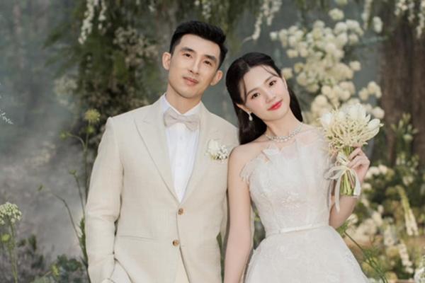 Tình bạn ít ai ngờ ở Vbiz: Midu - Mai Phương Thúy kín tiếng, chưa sốc bằng mối quan hệ giữa Sơn Tùng và nữ ca sĩ này-5