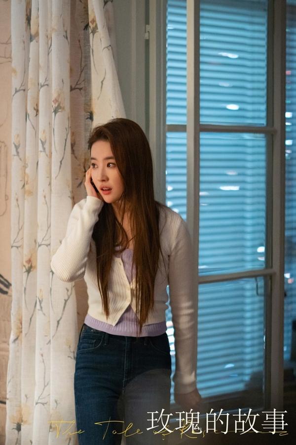 Câu Chuyện Hoa Hồng: Chọn nhầm phim rồi Lưu Diệc Phi ơi!-3