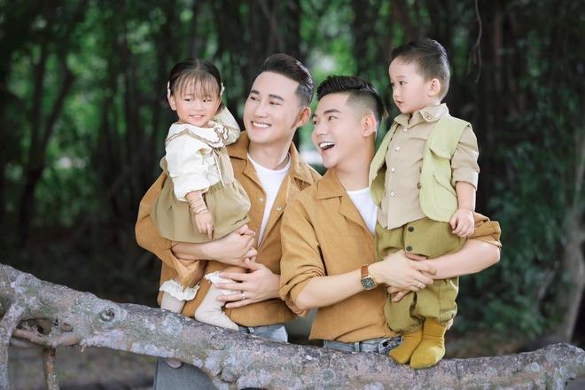 Cặp đôi đồng giới Vbiz tung ảnh cưới, hé lộ 2 khách mời đầu tiên trong hôn lễ-7