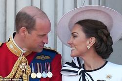 Chuyên gia ngôn ngữ cơ thể nói về khoảnh khắc lãng mạn của vợ chồng Vương phi Kate, tiết lộ sự thật về tình cảm của cặp đôi hoàng gia