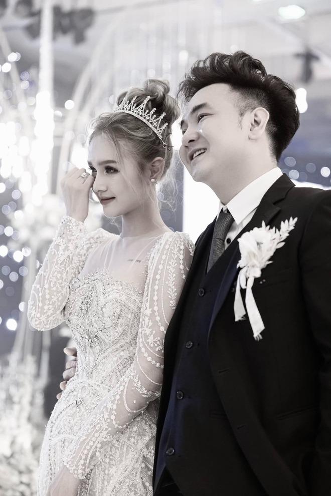 NÓNG: Xoài Non xác nhận chia tay Xemesis-1