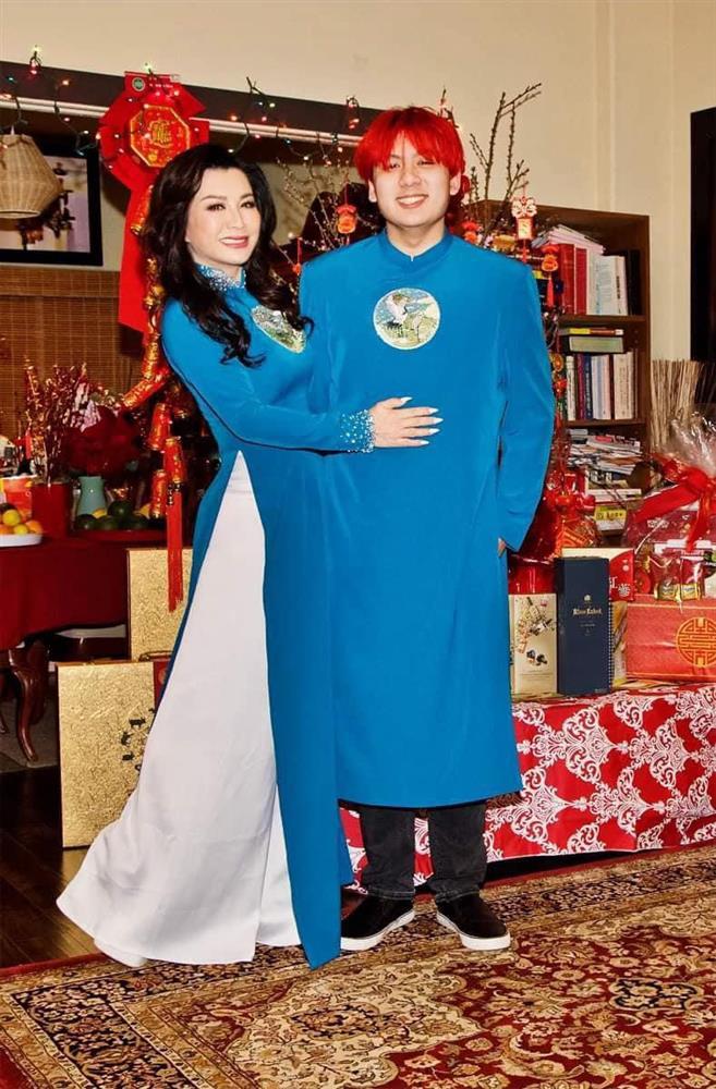 Con trai Bằng Kiều và vợ cũ Trizzie Phương Trinh học giỏi, chiều cao nổi trội-5