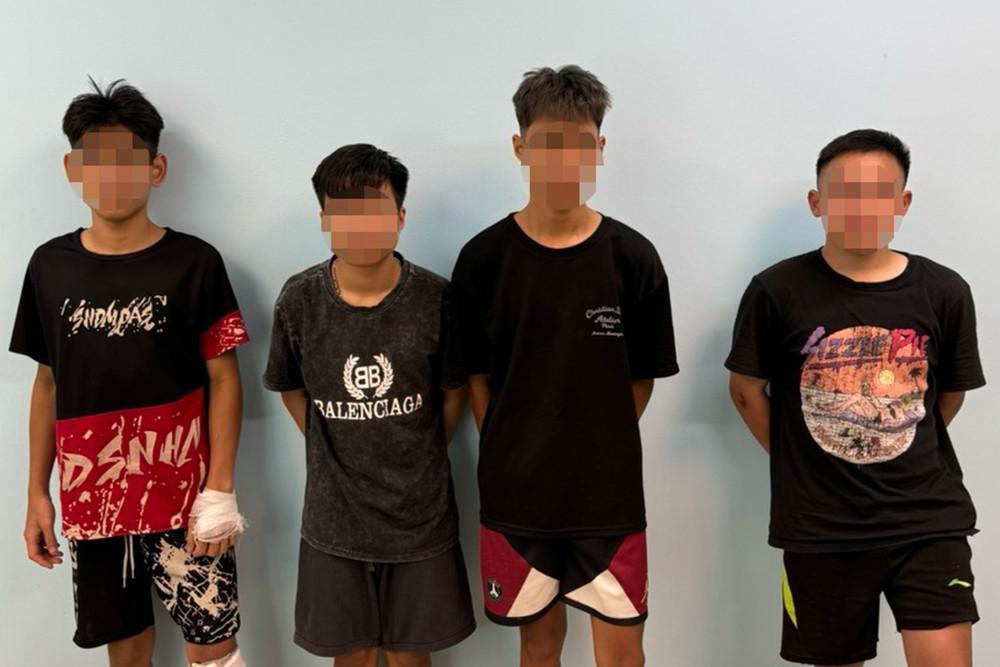 Khởi tố, bắt khẩn cấp thanh niên đánh võng như rang lạc trên cầu Nhật Tân-1