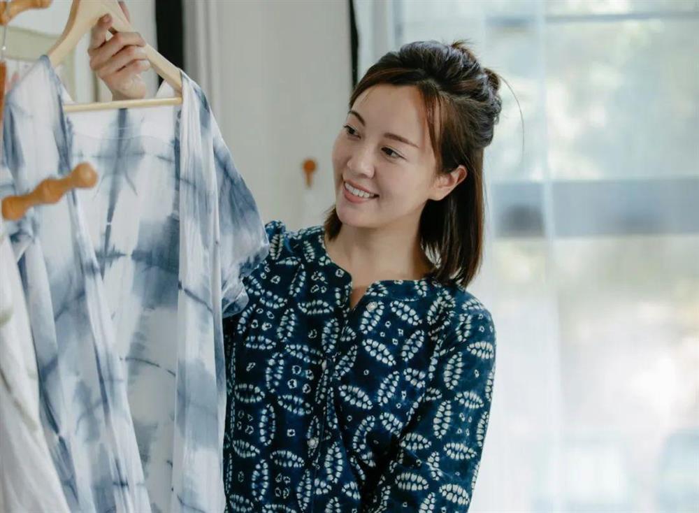 3 cách để tạo ra tủ quần áo tối giản của riêng bạn!-2