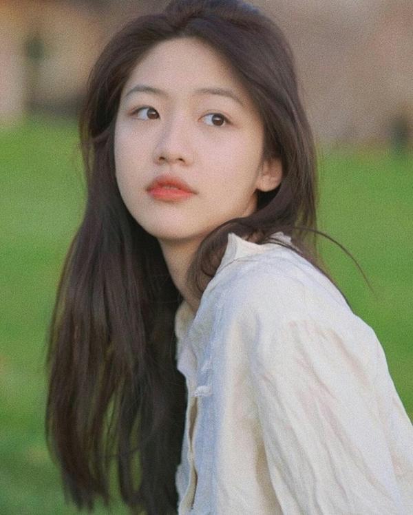 Nam thần gen Z đang hot của làng phim truyền hình bị 2 bạn diễn nữ dở trò lợi dụng-7