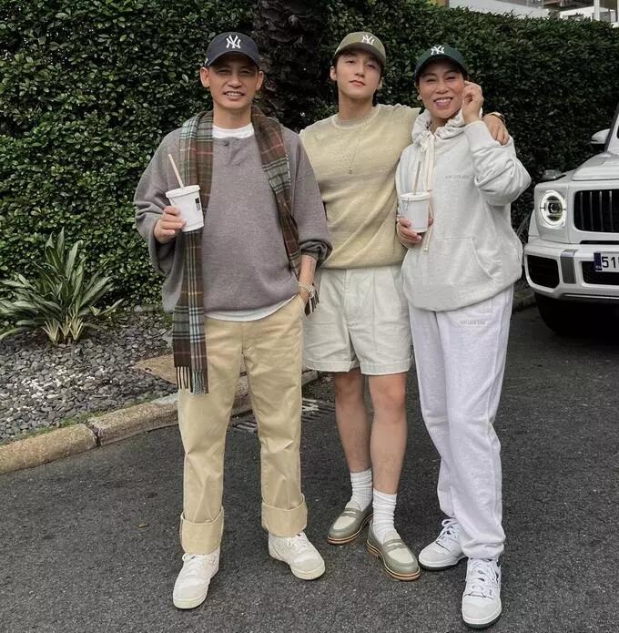 Những ông bố của sao Việt sở hữu nhan sắc tinh hoa hội tụ: Bố ruột Thùy Tiên như diễn viên điện ảnh, bố Sơn Tùng sành điệu-6