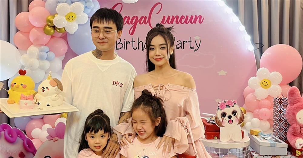 Trước ly hôn, cuộc sống của Hoài Lâm và vợ cũ Cindy Lư được thể hiện qua cách đặt tên 2 ái nữ dài 5 chữ rất đặc biệt, mối quan hệ liên kết mật thiết với bố mẹ-8
