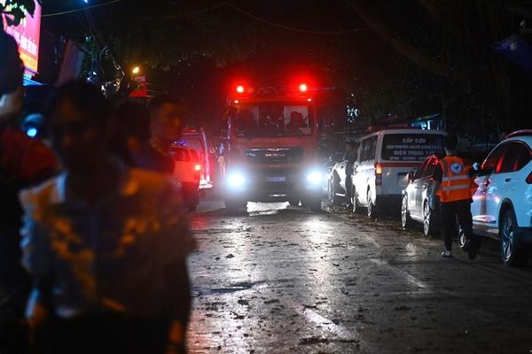 3 người thoát nạn trong vụ cháy ở phố Định Công Hạ-2