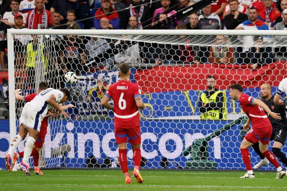 Jordan-Pickford-8.jpg