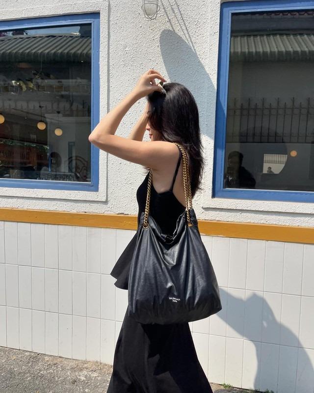 Nhan sắc đời thực MC Phí Linh-4