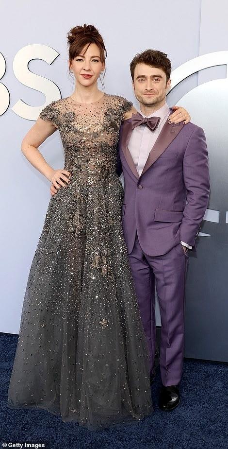 Angelina Jolie trông kiêu ngạo-9