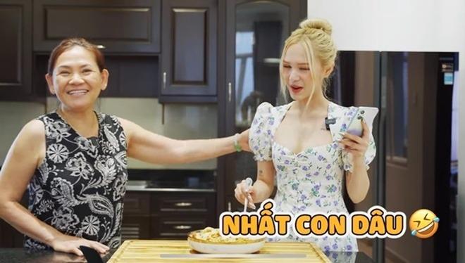 Đường tình hot girl 2k2 và ông chú đại gia hơn 13 tuổi: Váy cưới 28 tỷ, đẹp như cổ tích cũng không bằng cái nắm tay khi về già-4