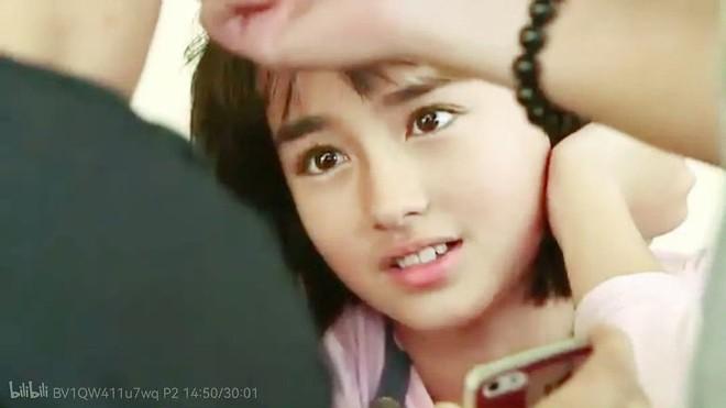 Mỹ nhân 2003 khiến MXH náo loạn vì visual đỉnh cao, nhan sắc vô thực như AI tạo ra-5