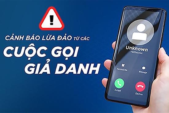 Gọi công an thật mới ngăn được cụ bà ở Hà Nội chuyển 410 triệu cho công an giả