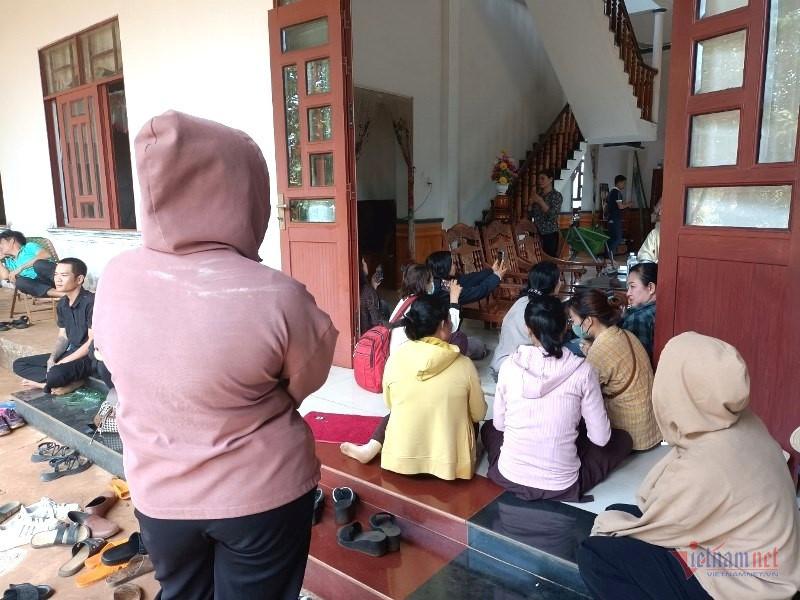 Khi nào ông Thích Minh Tuệ và gia đình thoát cảnh bị đeo bám?-2