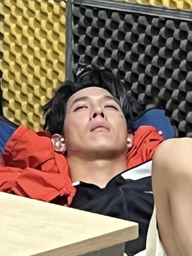 Dàn nam thần Vbiz gặp hung thần: Đẹp cỡ Isaac - Song Luân cũng không thể thoát nạn-1