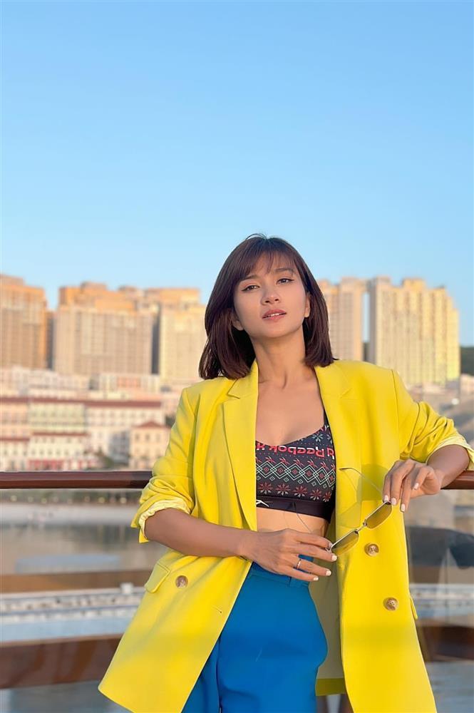 NSƯT Kim Tuyến tuổi 37: Không ngại đóng cảnh nóng, chưa muốn yêu ai-12