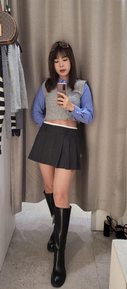 Sắc vóc gây ngỡ ngàng của vợ Mạnh Trường sau khi sinh 3 con-4