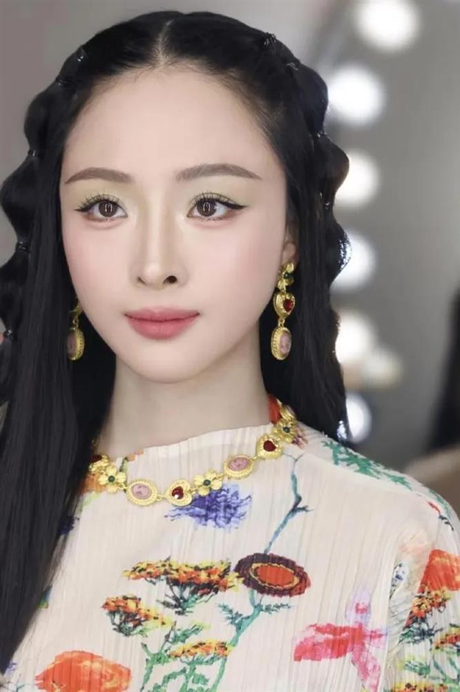Hoa hậu Trương Hồ Phương Nga sau biến cố: Không còn hứng thú chuyện tình cảm, yêu thích bán hàng online-5