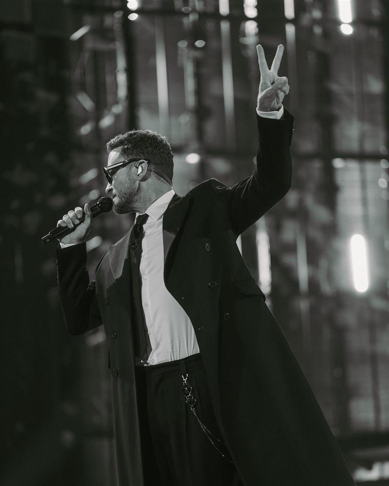 Nam ca sĩ nổi tiếng có 72,6 triệu người theo dõi bị bắt-1