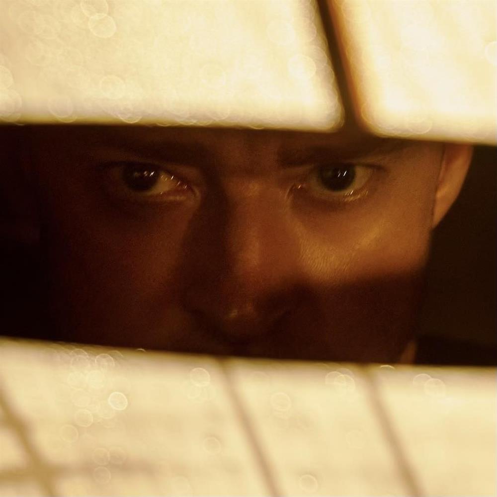 Nam ca sĩ nổi tiếng có 72,6 triệu người theo dõi bị bắt-2