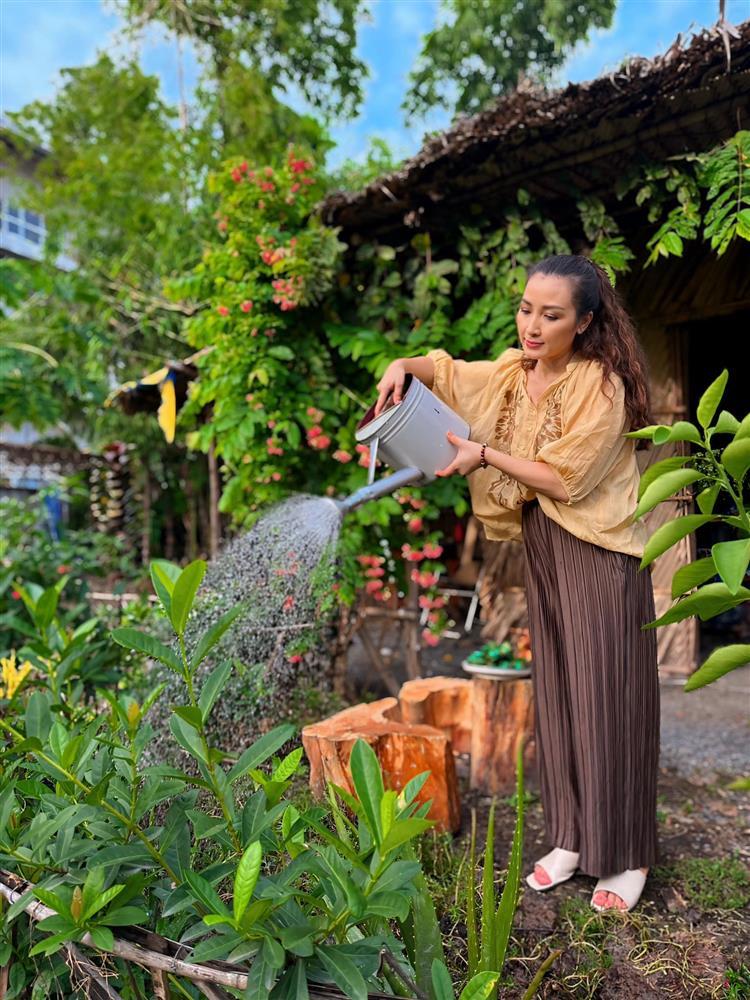 Tài tử Huỳnh Anh Tuấn và hoa hậu màn ảnh Việt được anh giới thiệu là vợ: Đời tư bí ẩn, gây tò mò-9