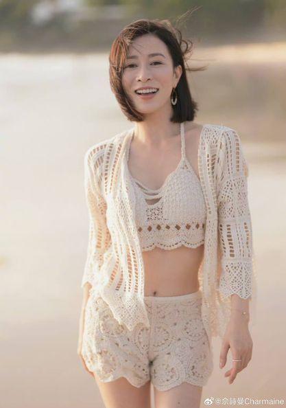 Xa Thi Mạn tự tin diện váy lưới, khoe nhan sắc bất chấp thời gian cùng vóc dáng nuột nà tuổi U50-4