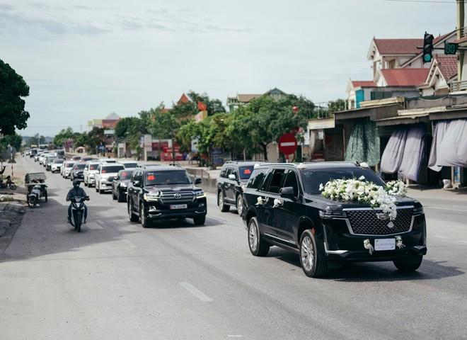 Nghệ An: Chú rể chi 5 tỷ làm đám cưới, cô dâu phải tháo bớt vàng vì bị bít cổ-6