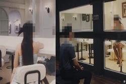 Phạt chủ quán cà phê hẹn hò dùng gương 'nhìn lén' tại TP.HCM