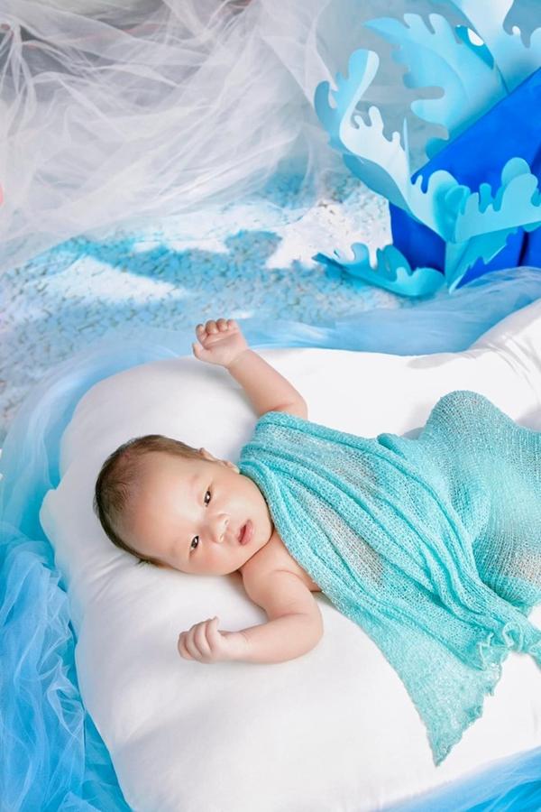 Hé lộ ảnh nét căng cận mặt 2 nhóc tỳ của Phương Oanh và Shark Bình, mẹ bỉm tiết lộ cách gọi con thú vị-2