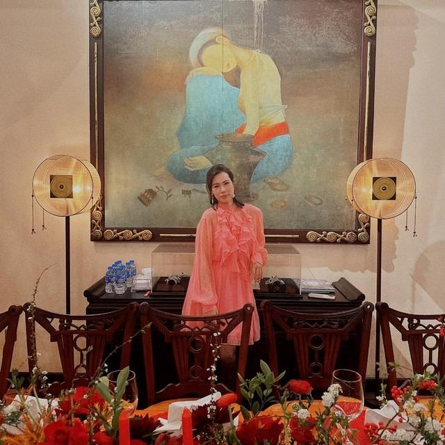 Cuộc sống hạnh phúc của ca sĩ Tùng Dương bên bà xã xinh đẹp, yêu chồng, thông tuệ và tầm vóc hơn-5