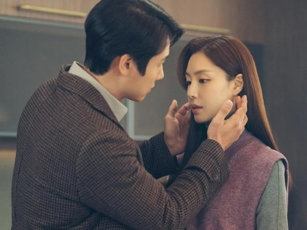 Gặp người yêu cũ trước cổng bệnh viện, tôi choáng váng khi em bước vào phòng chăm sóc đặc biệt cùng đứa con thơ-1