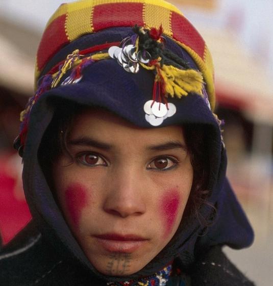 Lạ kỳ kiểu làm đẹp có 1-0-2 của nhiều phụ nữ trên thế giới-8