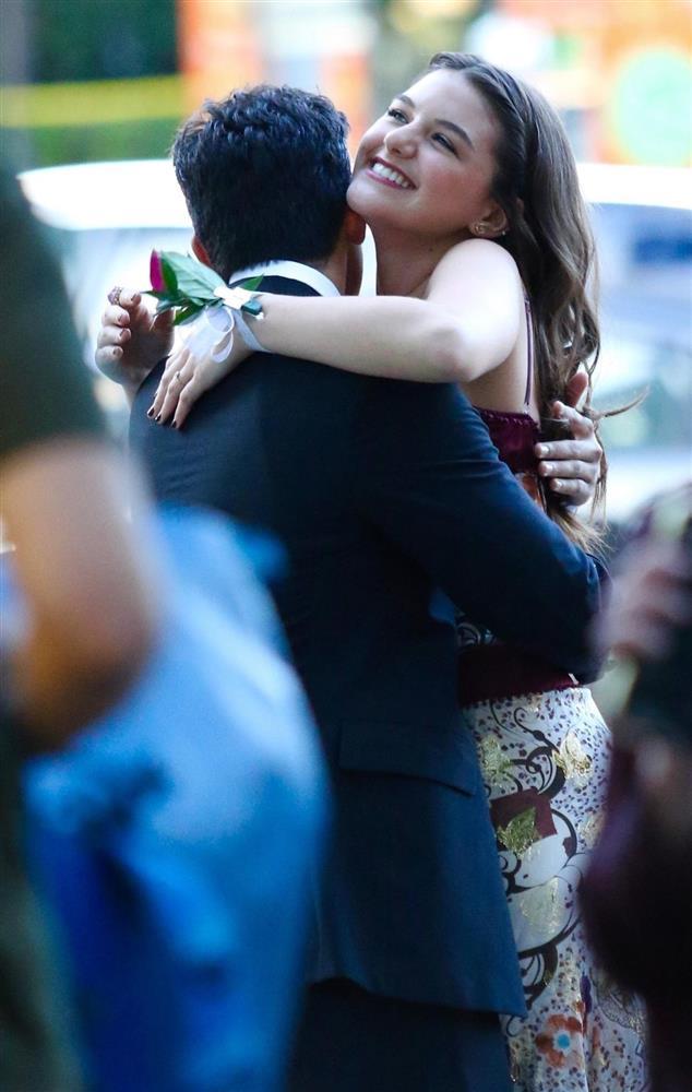 Suri Cruise mặc gợi cảm-6