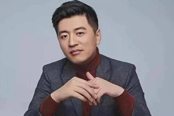 Bùng nổ dịch vụ bán nụ hôn ở chợ với giá 35 nghìn đồng ở Trung Quốc-4