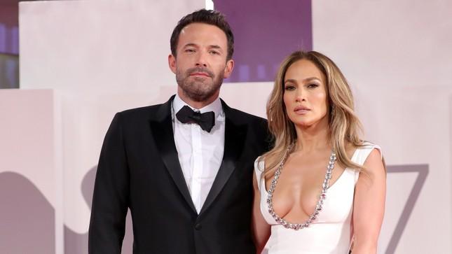 Jennifer Lopez tan vỡ với Ben Affleck vì nghiện tình yêu?-1
