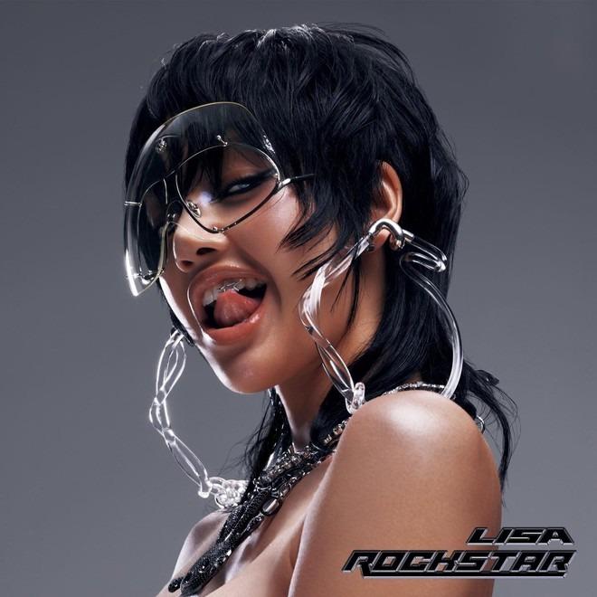 HOT: Lisa tung hình ảnh đầu tiên cho màn comeback solo, tạo hình Rockstar cực chiến!-1
