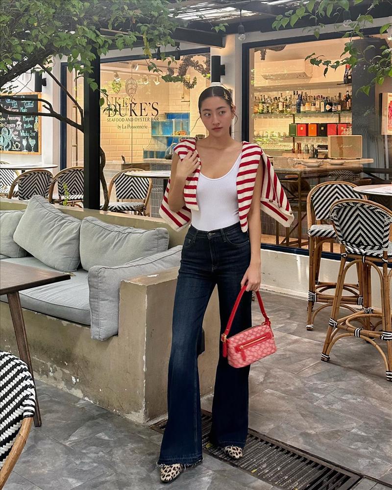 Tham khảo mỹ nhân Việt 4 kiểu áo kết hợp ăn ý nhất với quần jeans-5