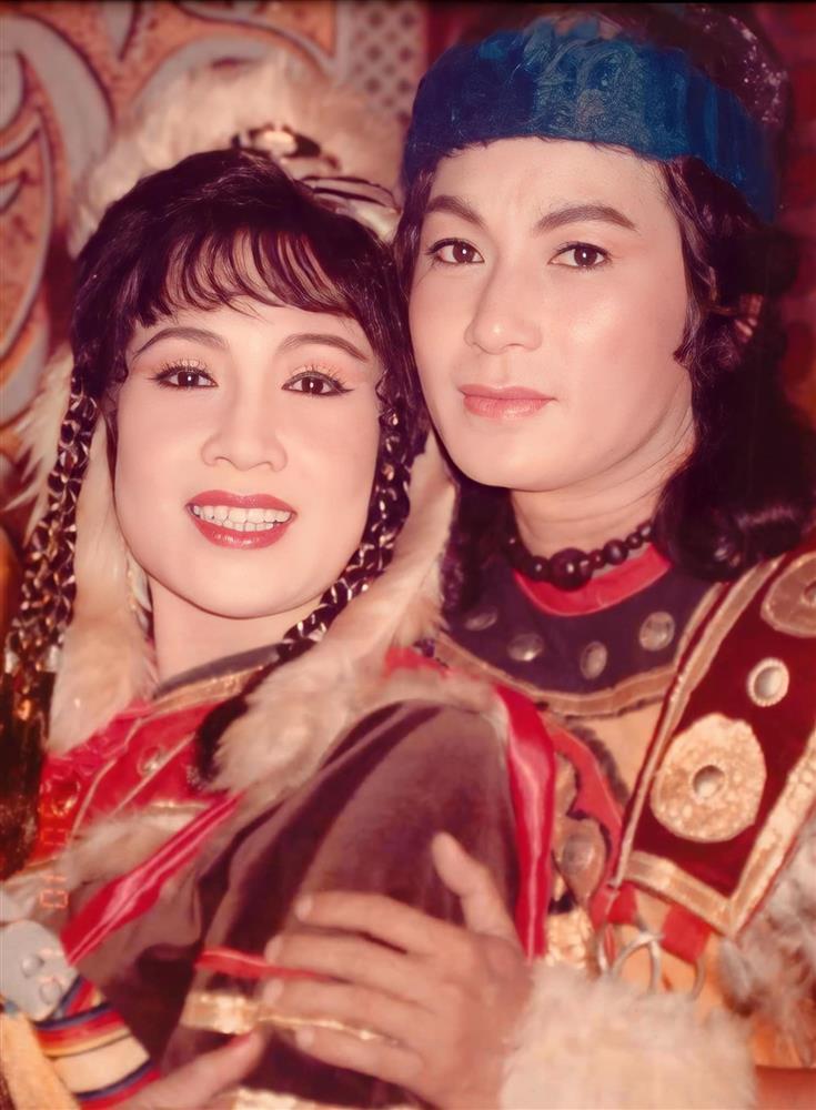 Bà hoàng cải lương U80 viên mãn bên chồng con-6