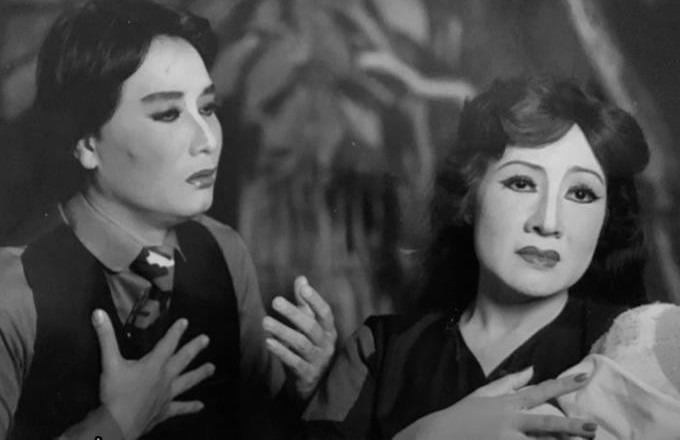 Bà hoàng cải lương U80 viên mãn bên chồng con-9