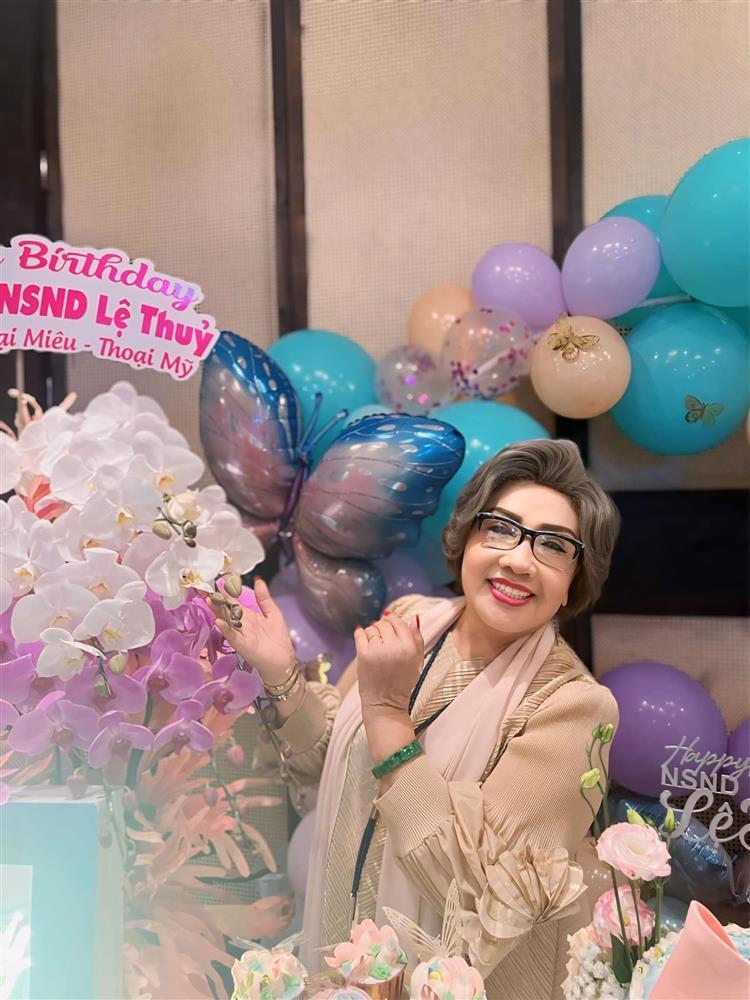 Bà hoàng cải lương U80 viên mãn bên chồng con-20