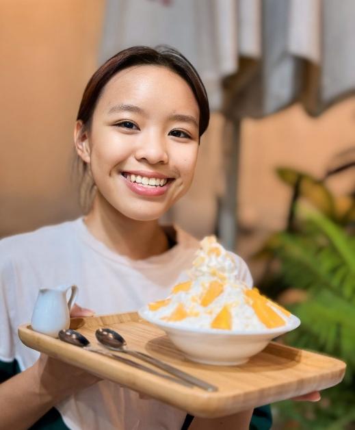 Ái nữ duy nhất của Việt Hương: Sống ở biệt phủ, tốt nghiệp cấp 2 loại xịn, thừa hưởng nhiều tố chất từ bố-3