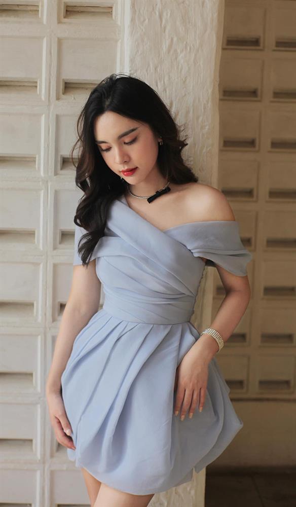 Sắc vóc đời thực của MC Euro Tú Anh-8