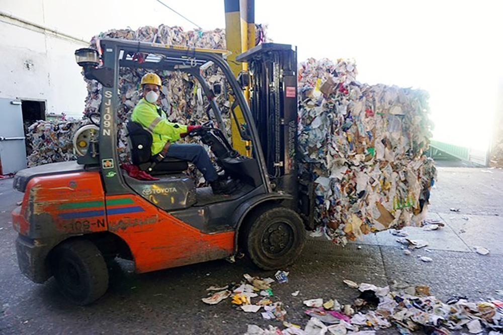 Sự nghiệp của vua rác David Dương vừa bị FBI khám nhà-2